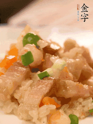 出鍋后撒點蔥花更香。